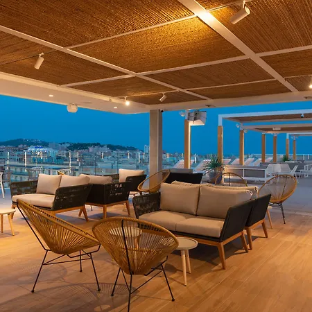 Szálloda L'azure 4* Sup 4*