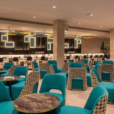 Szálloda L'azure 4* Sup