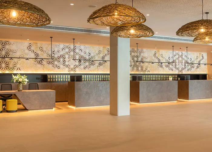 L'azure 4* Sup יורט דה מאר