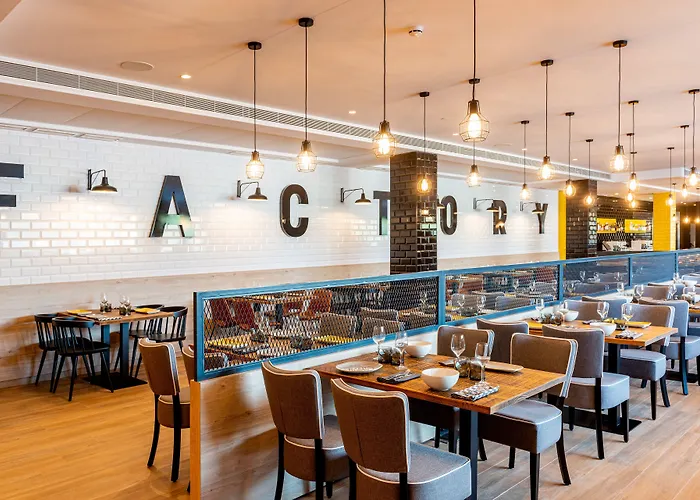 L'azure 4* Sup מלון יורט דה מאר